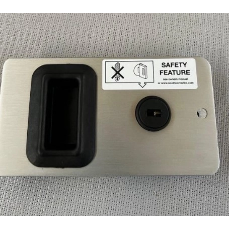 Vaschetta di trascinamento e serratura interna