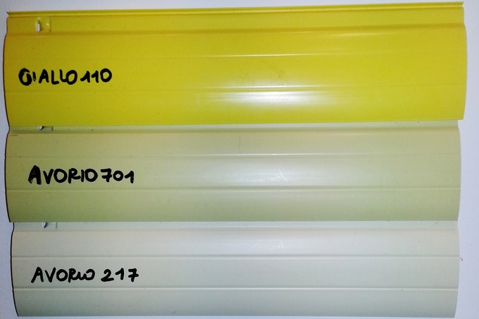 Tapparelle pvc tonalità

<h2><font color=